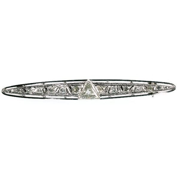 Art Deco platinum triangle diamond bar brooch